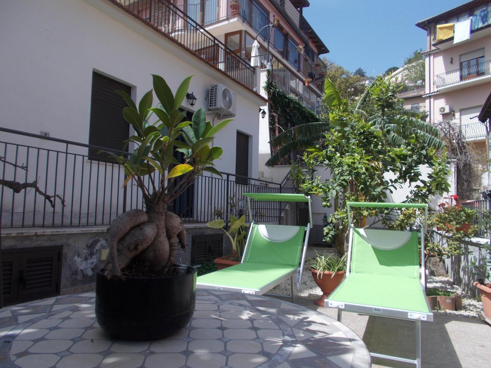 Villa Il Melograno Таормина Экстерьер фото